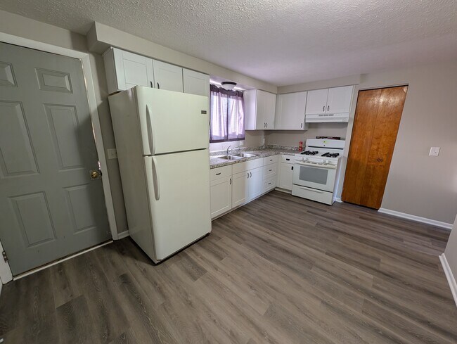 Foto del edificio - 1367 Wertz Ave SW