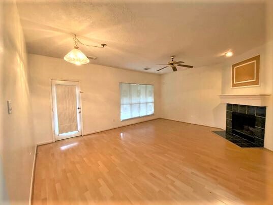 Family Room - 13403 Agarita Ln