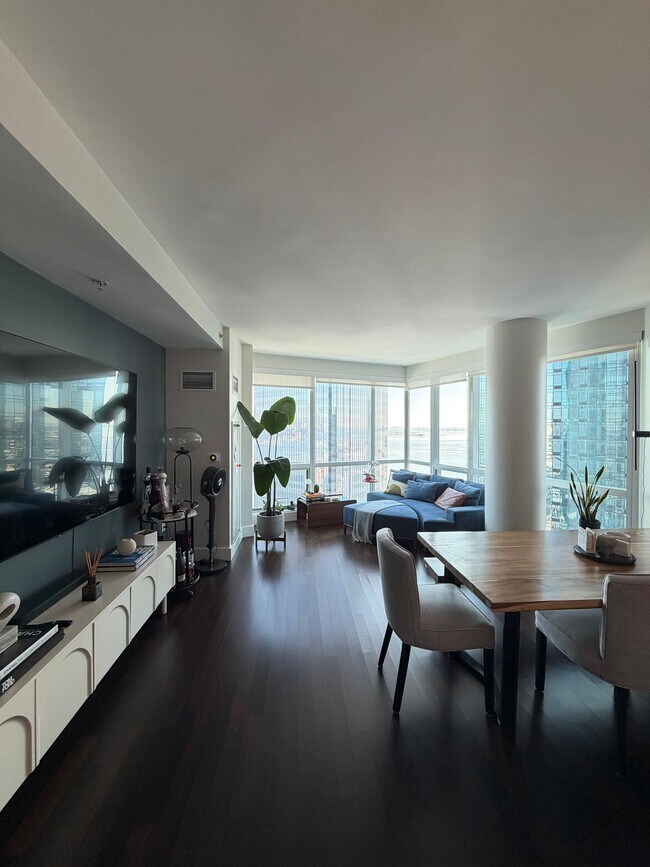 Foto del edificio - 77 HUDSON St