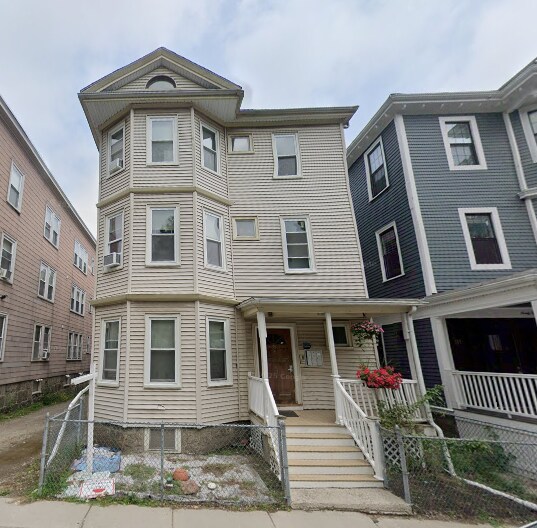 Building Photo - 93A Hillside St