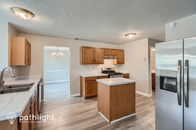 Foto del edificio - 308 Quinn Ct, McDonough, GA, 30252