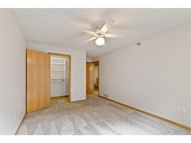 Foto del edificio - 600 N 2nd St