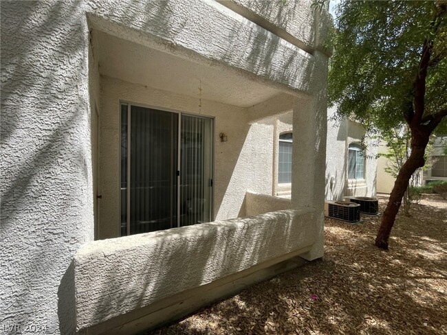 Building Photo - 1300 S Arlington St