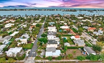 Building Photo - 240 Santa Lucia Dr