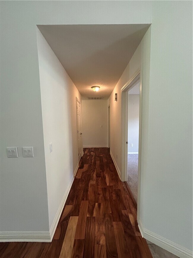 Foto del edificio - 1826 N Glenbrook Pl