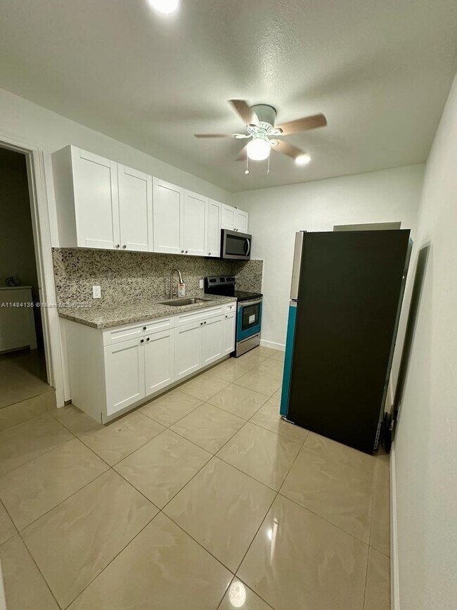 Foto del edificio - 1773 NW 19th St