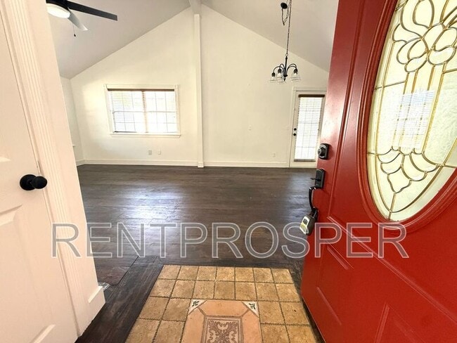 Building Photo - 3502 Exeter Ct