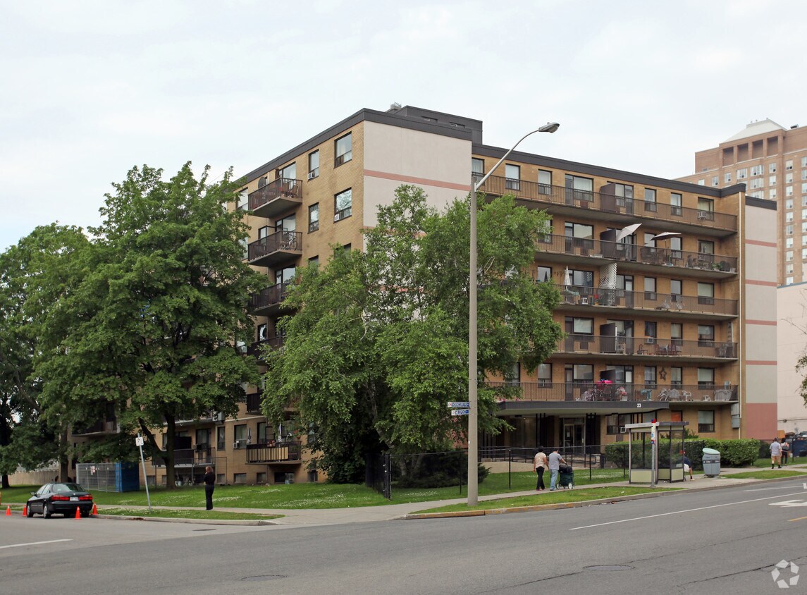 Building Photo - Thorncliffe Park
