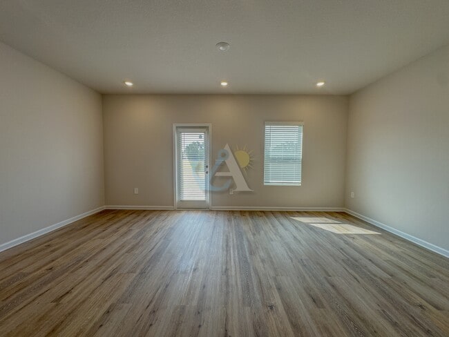 Building Photo - 6166 Bemis Springs Dr