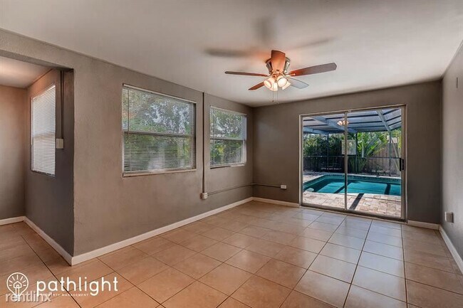 Building Photo - 3 br, 2 bath House - 11934 Lillian Avenue ...