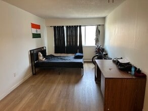 Building Photo - 639-639 Constance Ave