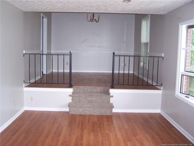 Foto del edificio - 6813 Brush Creek Rd