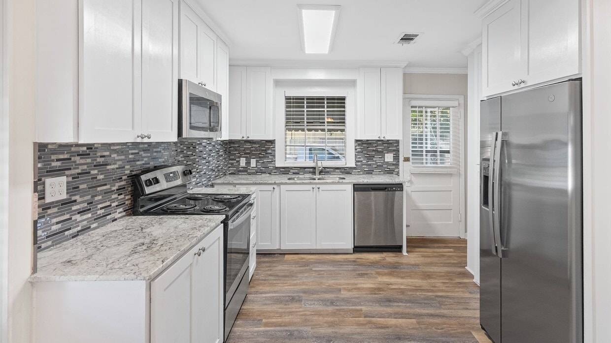 Primary Photo - Charming 2-Bedroom Home in the Heart of Po...