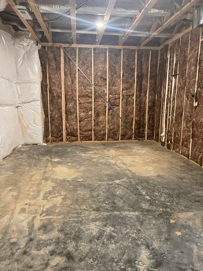 Photo - Townhome for rent in Cresent Ridge subdivision