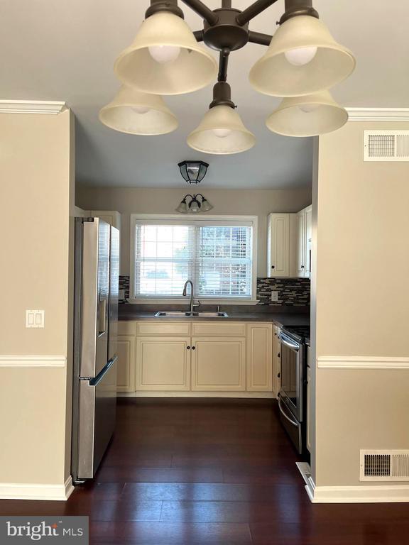 Foto del edificio - 4195 Nantucket Dr