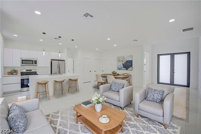 Foto del edificio - 3213 51st St W