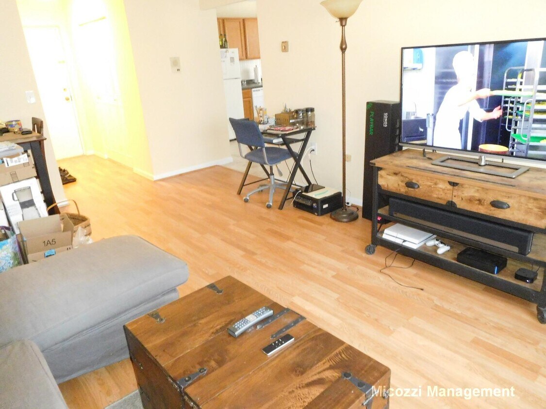 12 Cottage Ct Unit 18MM, Newton, MA 02458 Condo for Rent in Newton, MA