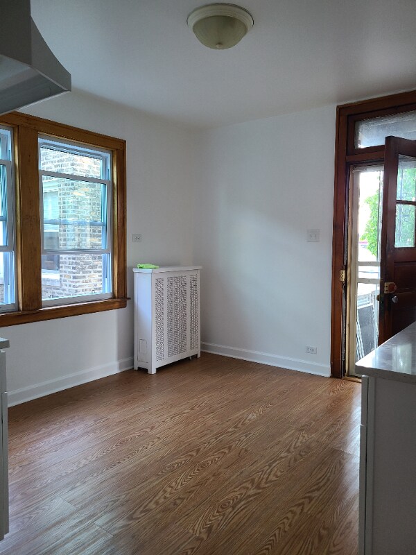 Building Photo - 2948 N Mango Ave