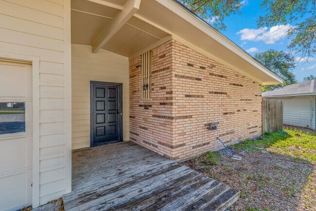 Foto del edificio - Fall 2025 Move In! Newly Remodeled 3 Bed H...