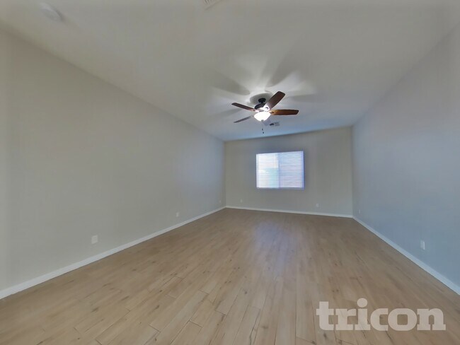 Foto del edificio - 9474 W Pineveta Dr