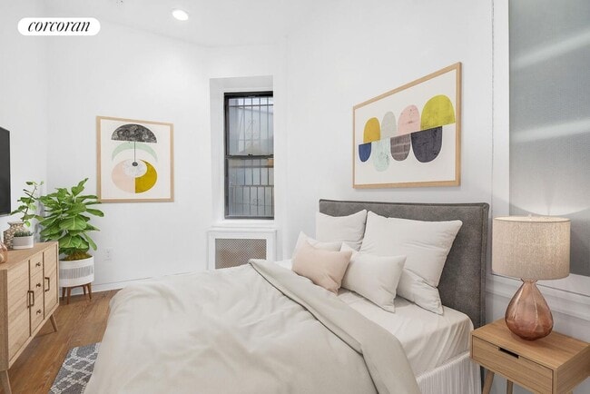Foto del edificio - 300 W 17th St