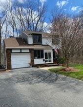 Building Photo - 51 Pocono Rd