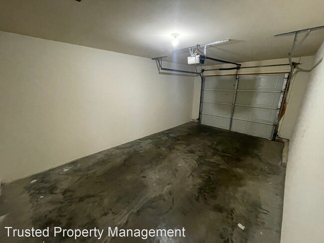 Building Photo - 2 br, 1.5 bath House - 59 Highway WW