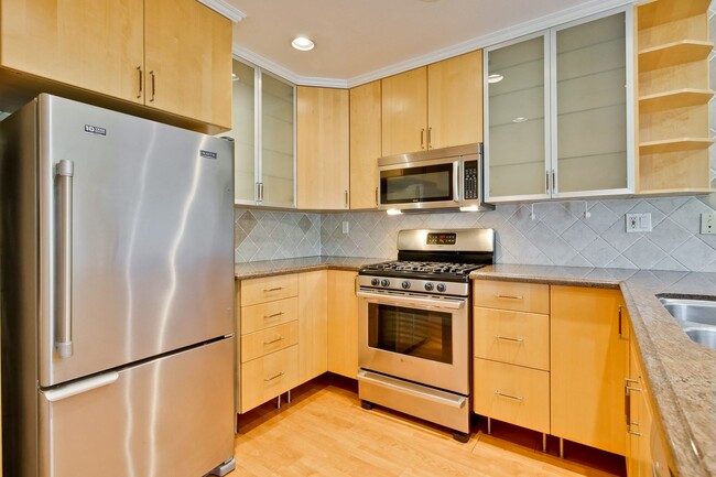 Foto del edificio - Welcome to this single story 2 bed 2 bath ...