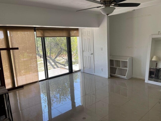 Photo - 4360 Fountains Dr House