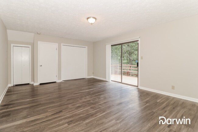 Building Photo - 462 Kings Hill Ct