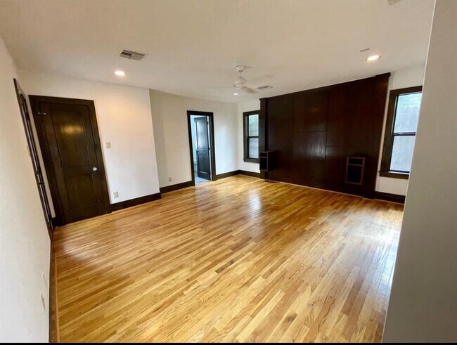 Foto del edificio - 4212 Apollo St