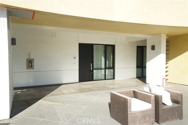 Building Photo - 210 N Monterey St