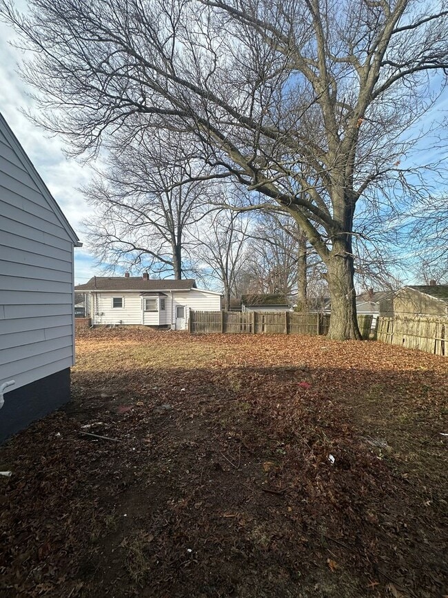 Building Photo - 865 Georgia Ave