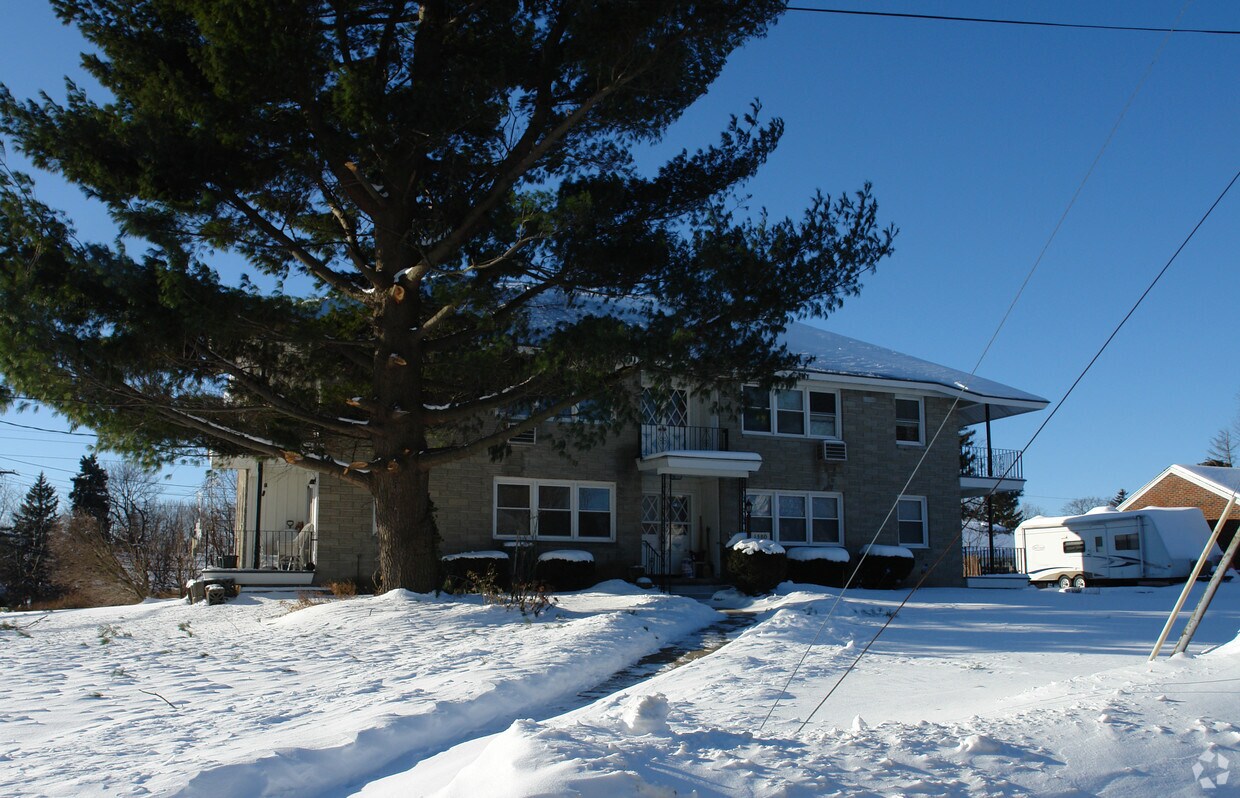 Foto del edificio - 1380 Tracy Ave