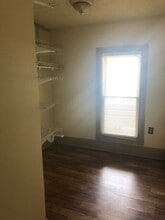 Building Photo - 356 Arch St