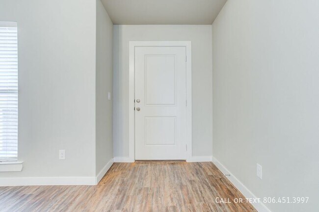 Foto del edificio - 2128 Kirksey Ave