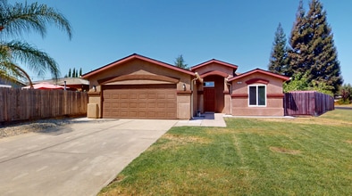 Building Photo - 2292 Golden Ave
