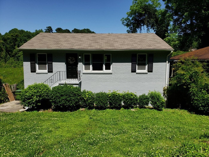 Primary Photo - 50% off first month's rent!!!