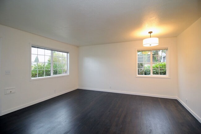 Foto del edificio - 5535-5535 SE 17th Ave