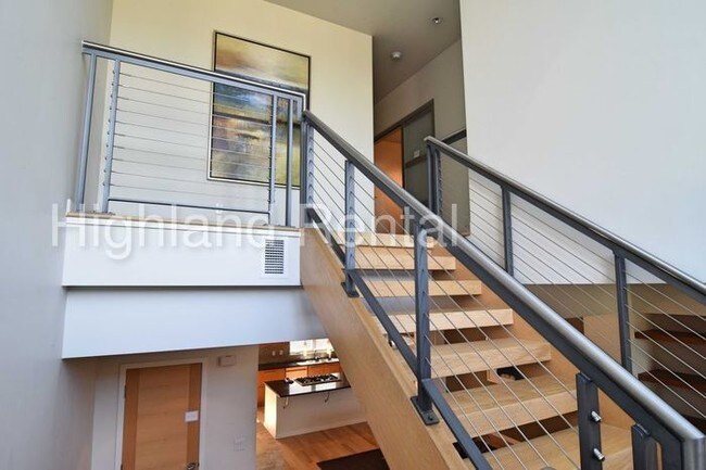 Building Photo - 3218 Zuni St
