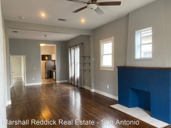 Building Photo - 3 br, 2 bath House - 1818 E. Houston