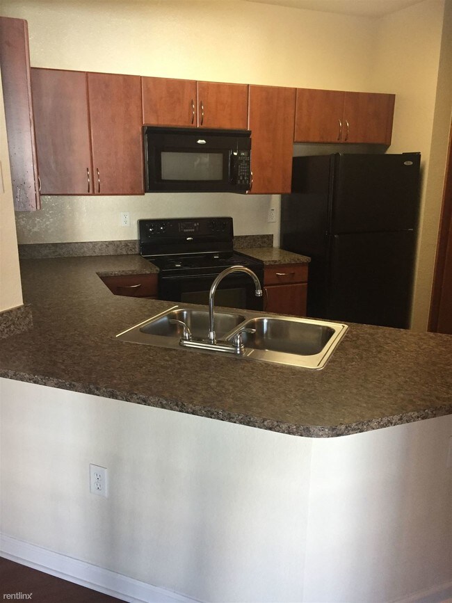 Foto del edificio - 8373 Narcoossee Rd