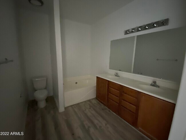 Foto del edificio - 2772 S Sailors Way