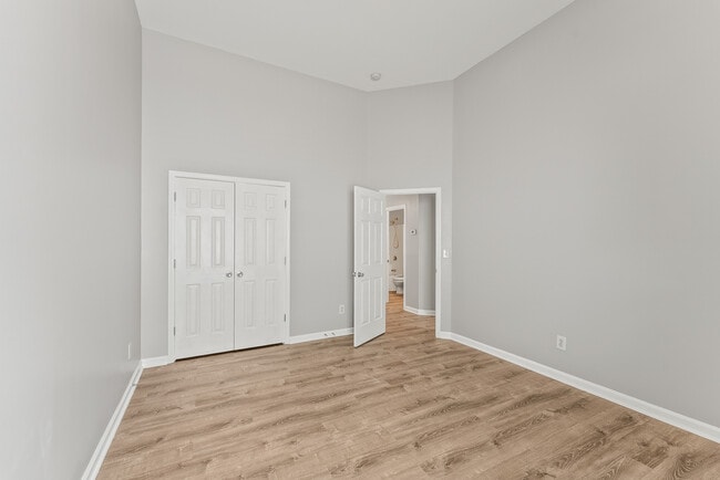 Building Photo - 208 Jarrod Oaks Ct SW
