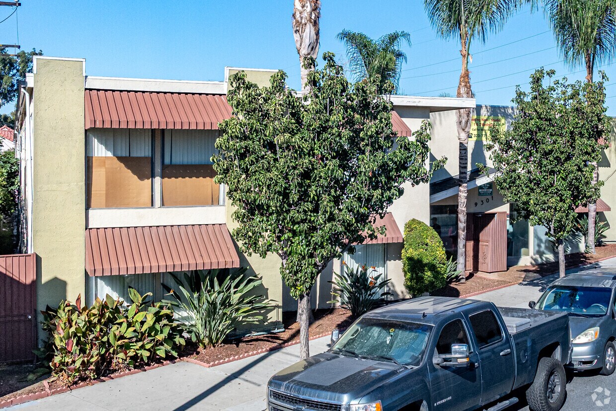 Foto principal - 9301 Atlantic Ave