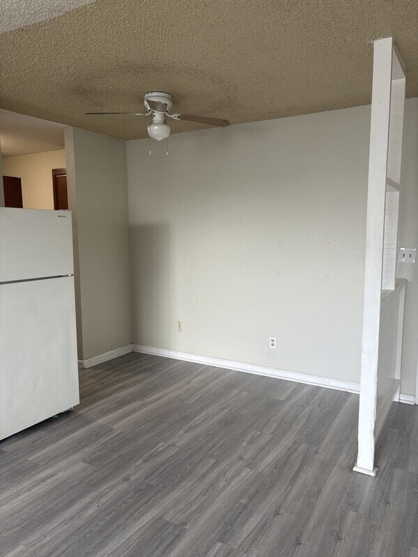 Building Photo - 3620 Verde Dr