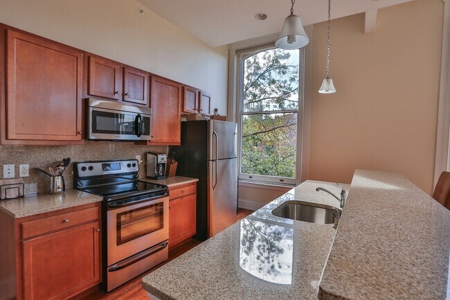 Foto del edificio - Hendrick Hudson