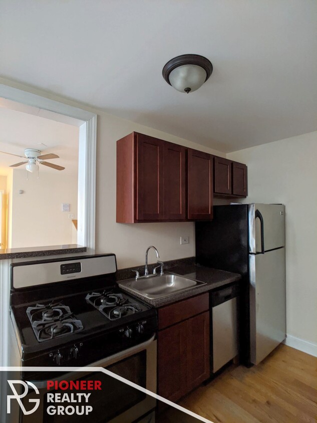 Foto principal - 2842 N Orchard St