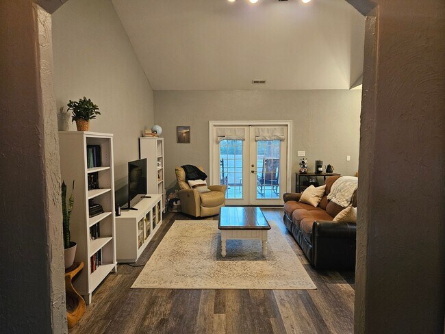 Foto del edificio - 3 Bedroom 2 Bath unfurnished home located in Sneads Ferry