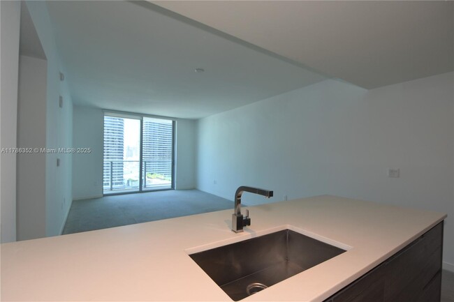 Foto del edificio - 1100S S Miami Ave